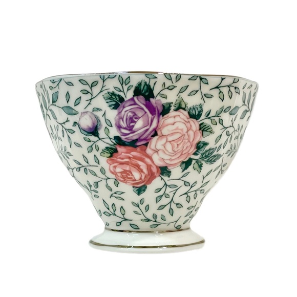 ROYAL ALBERT Rare Vintage Rose Garland Cup Bone China Made in England - Picture 4 of 14